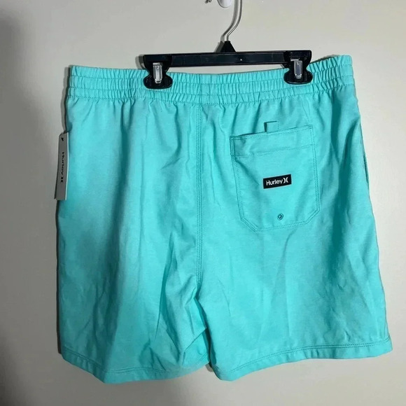NWT! Hurley One & Only 17" Length Board Shorts Size L - Picture 3 of 3